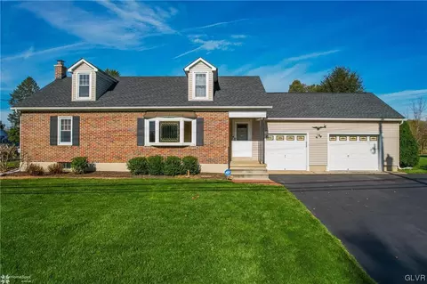 1195 Mosser Ct, Breinigsville, PA 18031