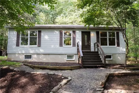 545 Recreation Dr, Effort, PA 18330
