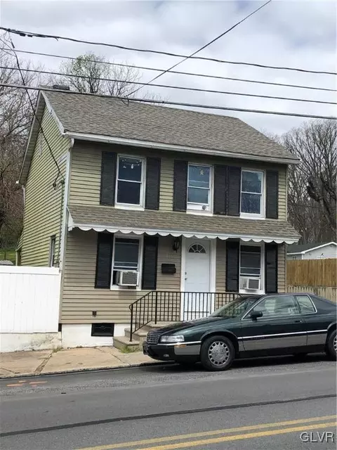 438 Race St, Catasauqua, PA 18032