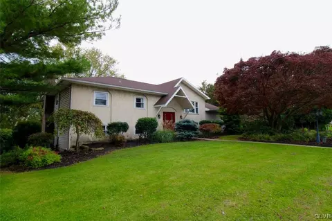 5944 Portland Dr, Bath, PA 18014