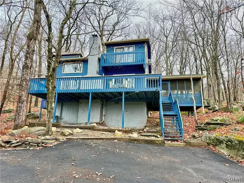 6467 Decker Rd, Pike, PA 18234