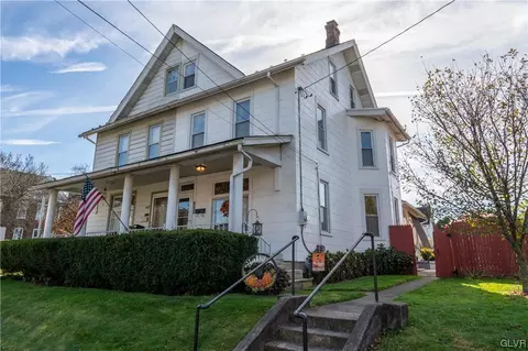 408 E Fairview St, Coopersburg, PA 18036