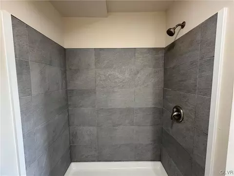 160 Maple St, Coplay, PA 18037 photo 16