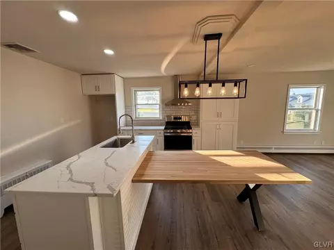160 Maple St, Coplay, PA 18037 photo 9