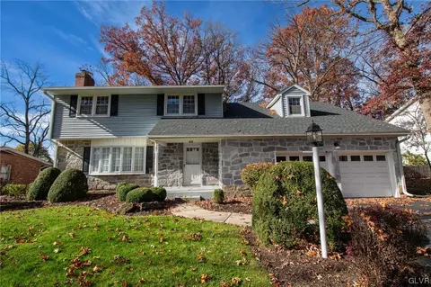 1391 Stafore Dr, Bethlehem, PA 18017