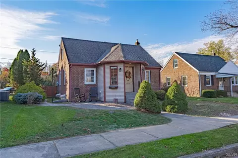 2229 Lincoln St, Bethlehem, PA 18017
