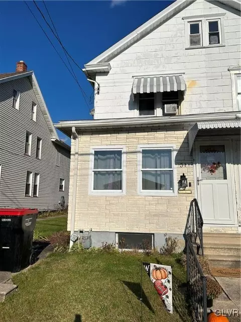 54 2nd Ave, Lehighton Borough, PA 18235