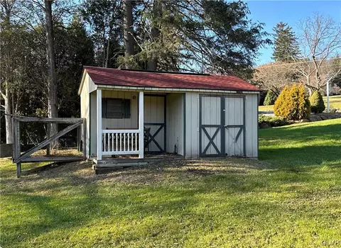 2970 Avery Rd, Emerald, PA 18080 photo 21