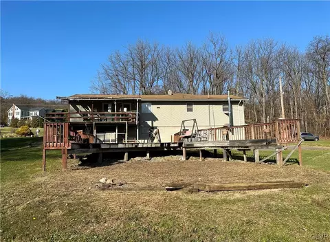 2970 Avery Rd, Emerald, PA 18080 photo 19