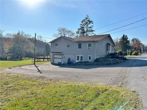 2970 Avery Rd, Emerald, PA 18080 photo 18