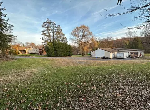 2970 Avery Rd, Emerald, PA 18080 photo 29