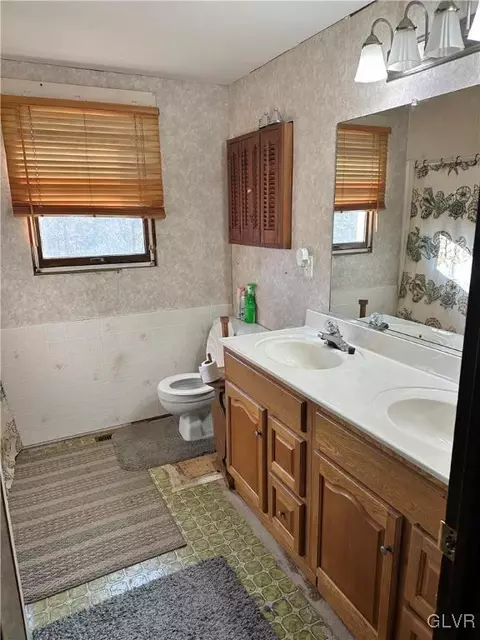 2970 Avery Rd, Emerald, PA 18080 photo 9