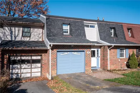 140 Vista Dr, Easton, PA 18042