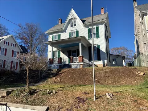 7955 Kings Hwy, New Tripoli, PA 18066