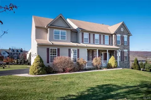 4925 Hycliff Chase, Saucon Twp, PA 18034