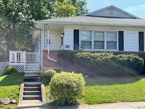 1537 Burkhardt St, Hellertown, PA 18055