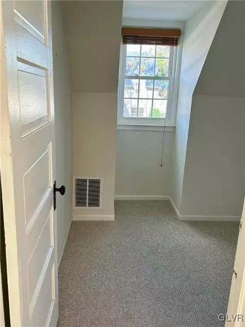 518 E Goepp St, Bethlehem, PA 18018 photo 22