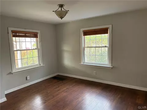 518 E Goepp St, Bethlehem, PA 18018 photo 13