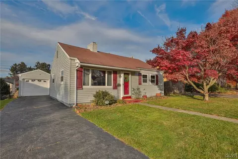1727 Callone Ave, Bethlehem, PA 18017