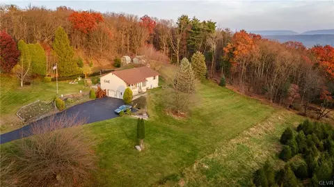 1111 Orioles Dr, Lehighton, PA 18235
