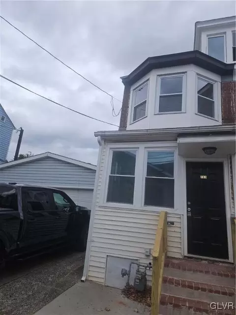 743 Wolf Ave, Easton, PA 18042