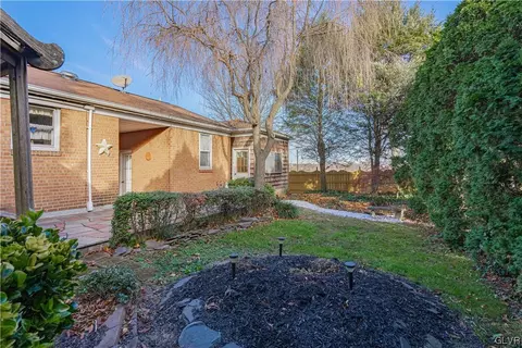 626 E Laurel St, Bethlehem, PA 18018 photo 33