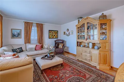 626 E Laurel St, Bethlehem, PA 18018 photo 8