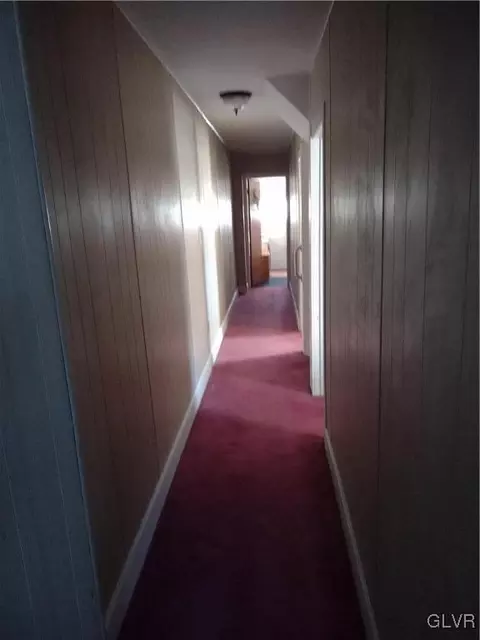 51 E 4th St, Wind Gap, PA 18091 photo 13