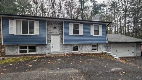 4112 Radiant, Effort, PA 18330
