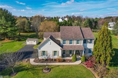 3714 Apple Rd, North Whitehall Twp, PA 18069