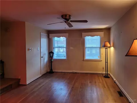 432 E Garrison St, Bethlehem, PA 18018 photo 5