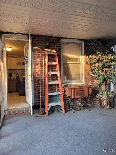 432 E Garrison St, Bethlehem, PA 18018 photo 3