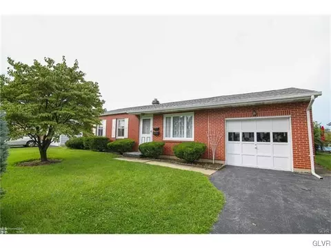 106 S 9th St, Coplay, PA 18037