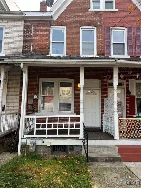 1006 Delaware Ave, Fountain Hill, PA 18015