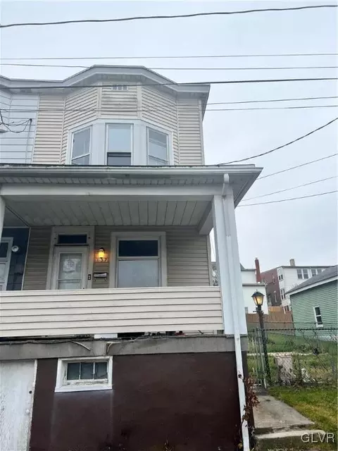 137 W Early Ave, Coaldale, PA 18218