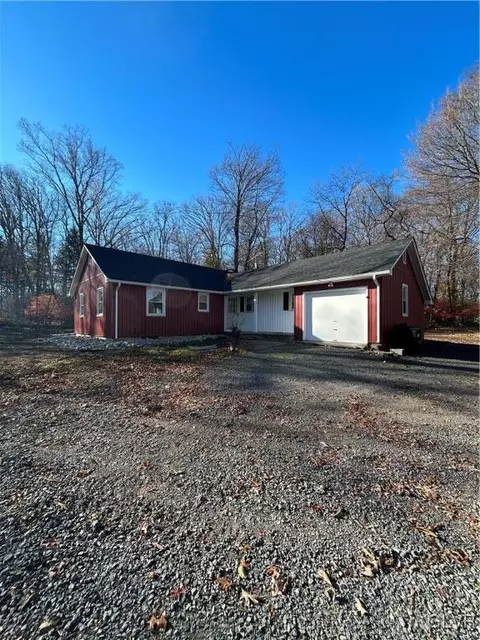 9920 N Delaware Dr, Bangor, PA 18013