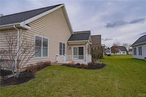 1019 Declaration Dr, Bethlehem, PA 18017 photo 18