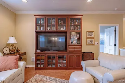 1019 Declaration Dr, Bethlehem, PA 18017 photo 7