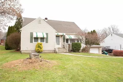 2425 Lawnherst Ave, Palmer Township, PA 18045