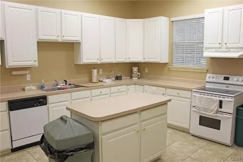 1888 Gregory Pl, Hellertown, PA 18055 photo 30