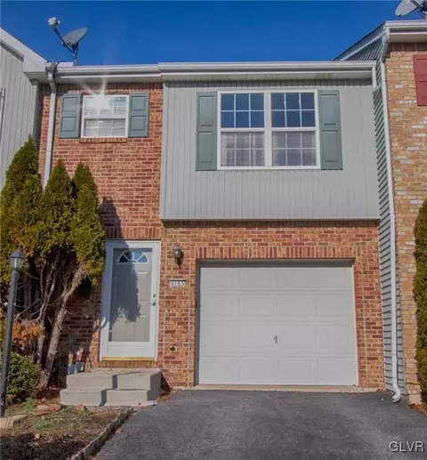 4185 Cheyenne Ct, Schnecksville, PA 18078