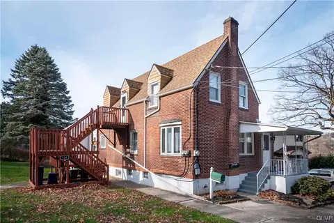 730 Lechauwecki Ave, Fountain Hill, PA 18015
