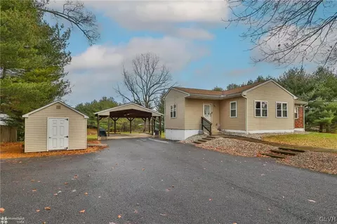 4187 Oakland Rd, Bethlehem, PA 18020