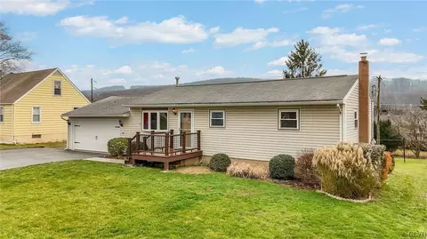 542 Paoli St, Allentown, PA 18103