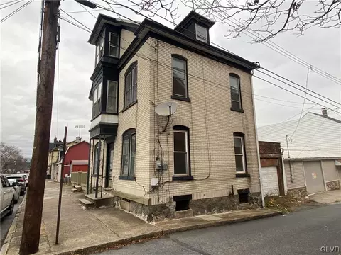 28 12th St, Easton, PA 18042