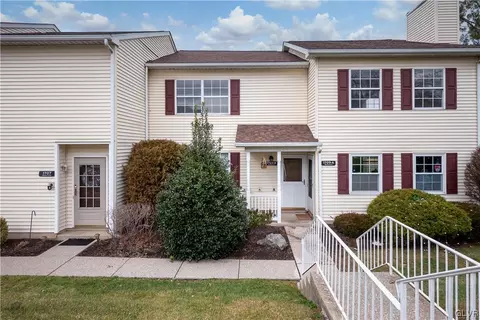 1709 Riarwood Dr #B, Bethlehem, PA 18020