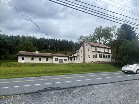 3222 Interchange Rd, Lehighton, PA 18235