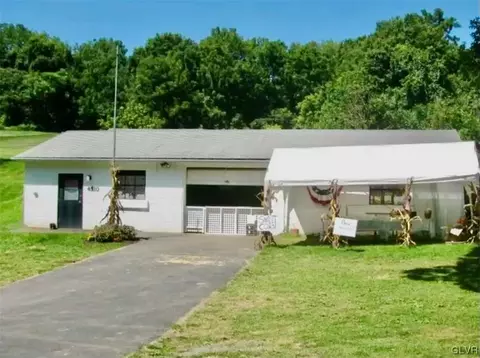 4510 S Delaware Dr, Easton, PA 18040