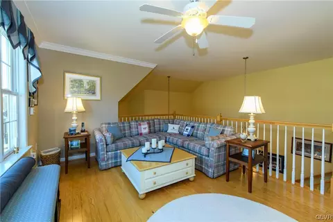 5528 Republic Way, Bethlehem, PA 18017 photo 34