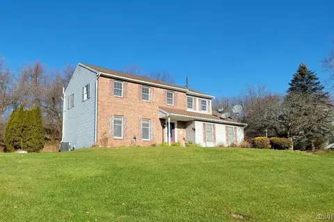 4289 Lenmar Dr, Coplay, PA 18037